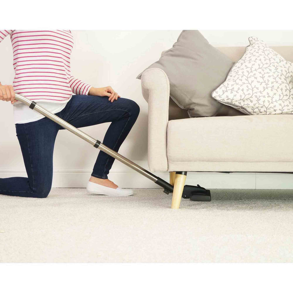 Numatic Henry Xtra Cylinder Vacuum Cleaner – Red | 6L | All-Floor | 900027