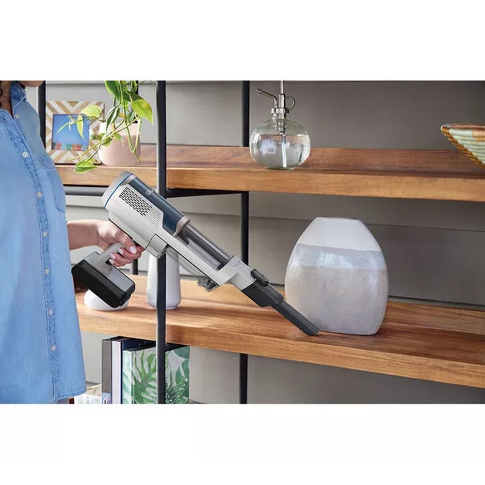 Shark Cordless Stick Vacuum with Auto Empty System BU3521UK